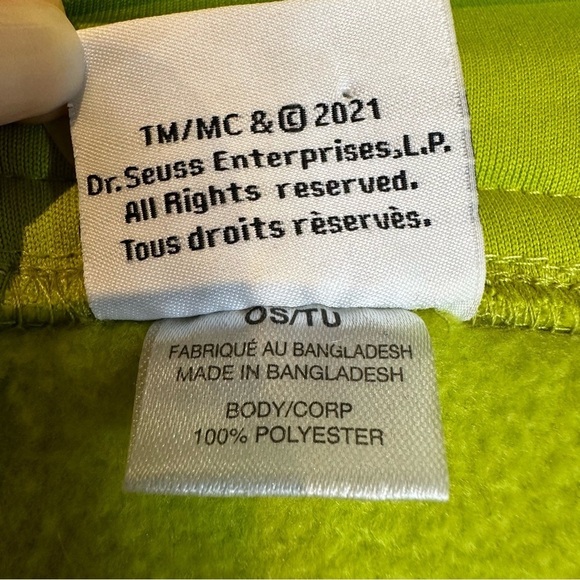 Dr. Seuss Grinch hooded blanket - Picture 5 of 12